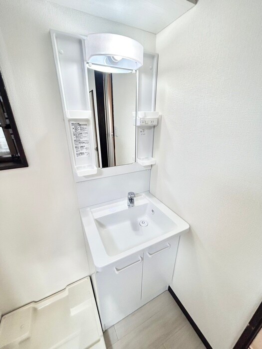 物件内観写真13　(洗面)