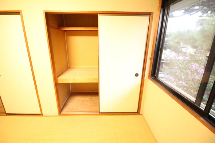 物件内観写真11　(収納)