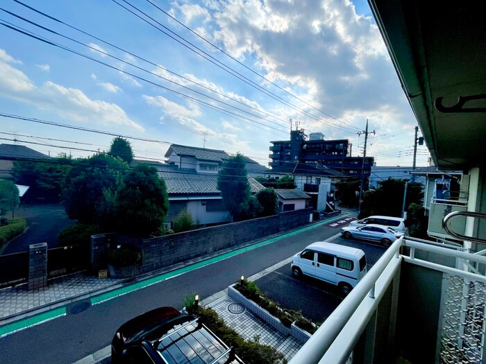 物件内観写真21　(室内からの展望)