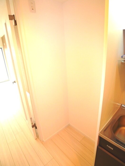 物件内観写真17　(廊下)