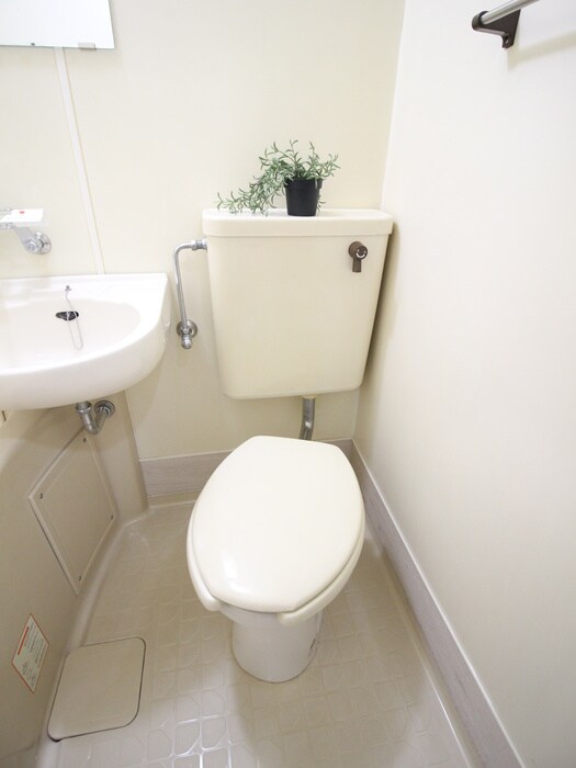 物件内観写真10　(トイレ)