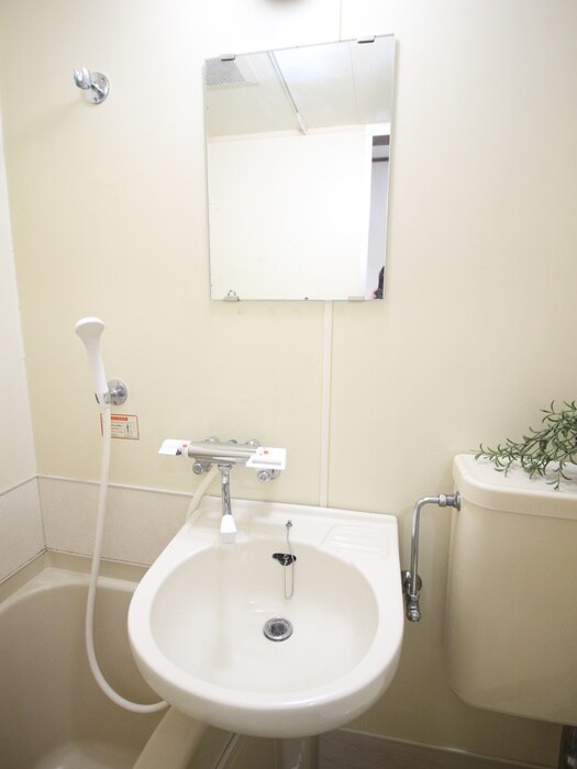 物件内観写真11　(洗面)