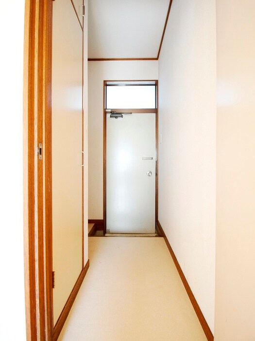 物件内観写真18　(廊下)