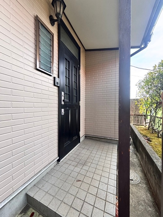 上柏尾町テラスハウスのエントランス部分