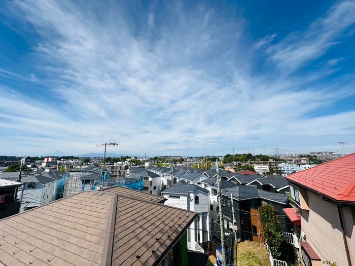 上柏尾町テラスハウスの室内からの展望