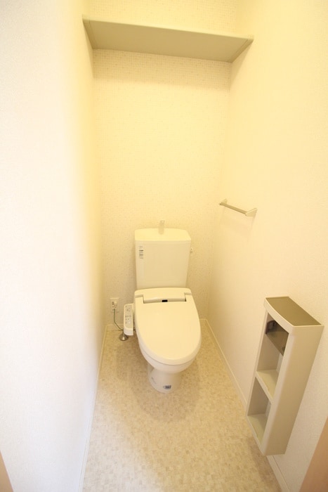 物件内観写真16　(トイレ)