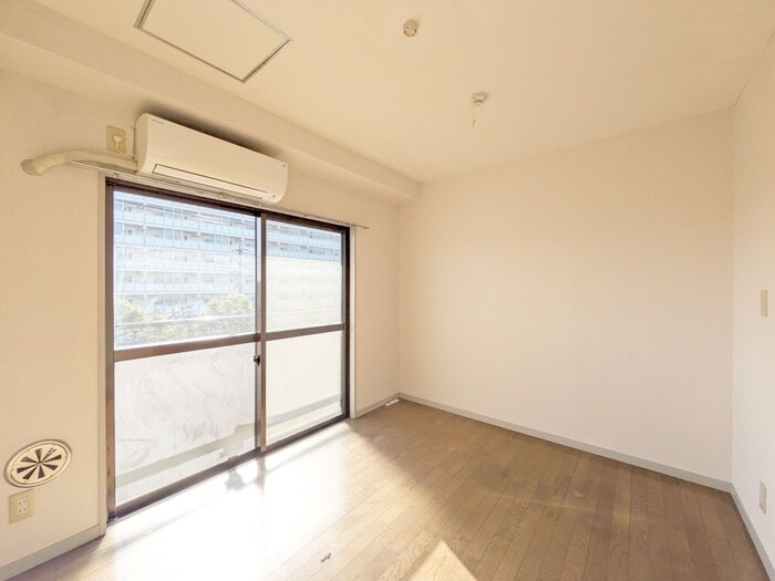 江藤マンションの居室