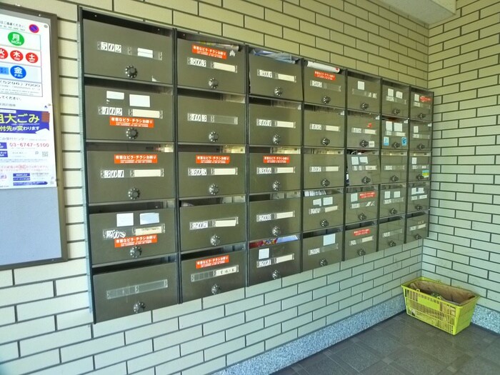 物件外観写真6　(建物設備)