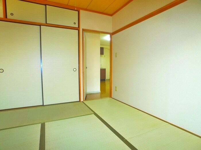 物件内観写真12　(居室)