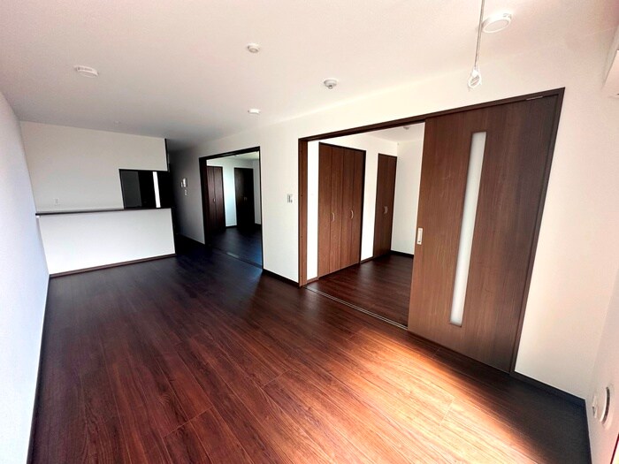 物件内観写真5　(居室)