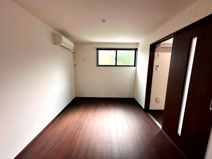 物件内観写真6　(居室)