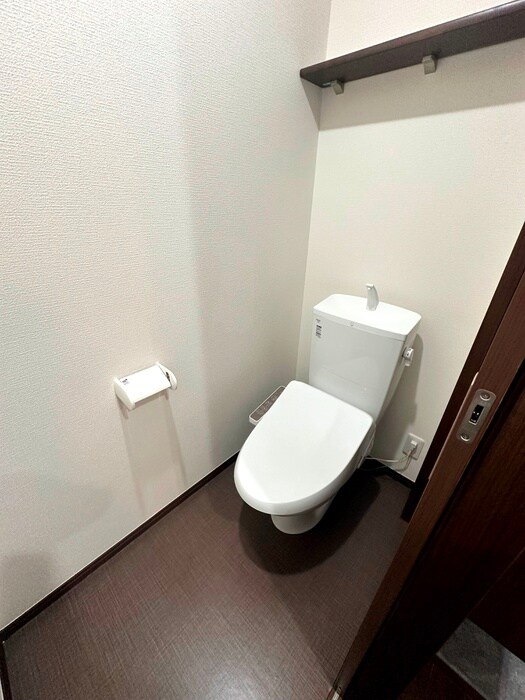 物件内観写真12　(トイレ)