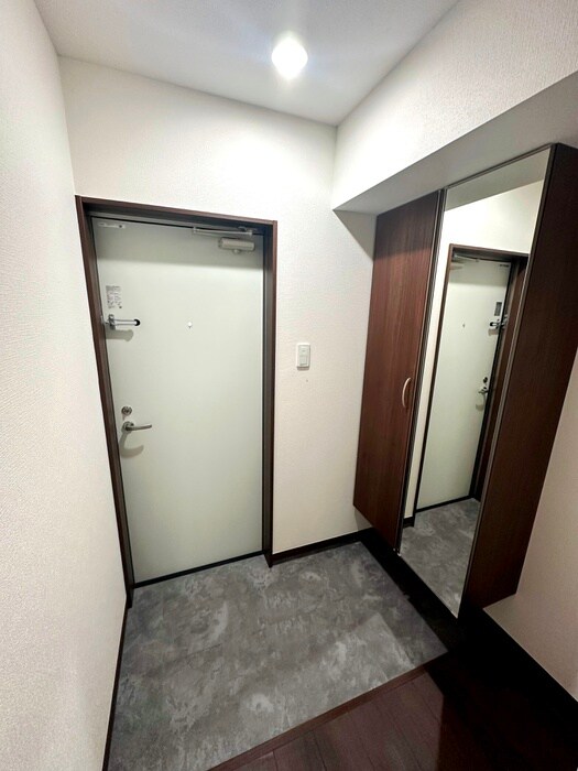 物件内観写真14　(玄関)