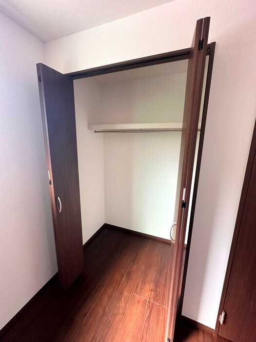 物件内観写真15　(収納)