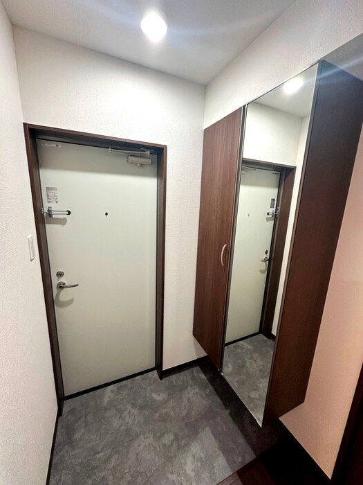物件内観写真17　(玄関)