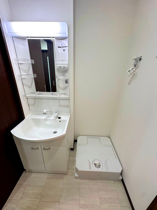 物件内観写真19　(洗濯機置場)