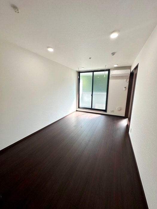 物件内観写真20　(室内からの展望)