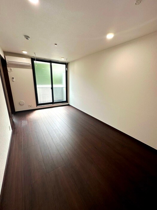 物件内観写真20　(室内からの展望)