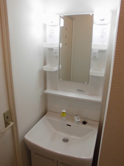 物件内観写真9　(洗面)