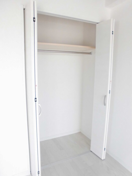 物件内観写真13　(収納)