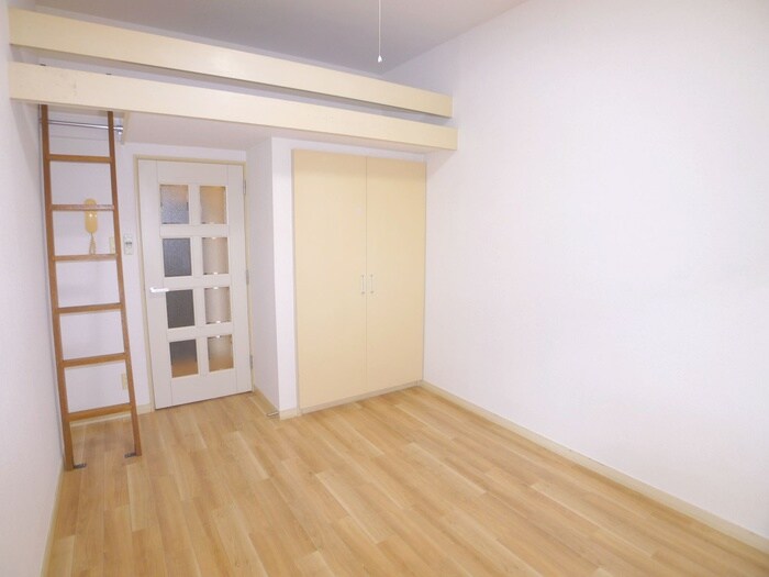 物件内観写真6　(居室)