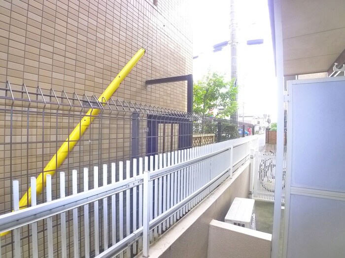 物件内観写真20　(室内からの展望)