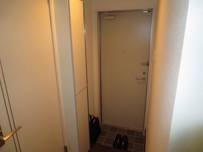 物件内観写真15　(玄関)
