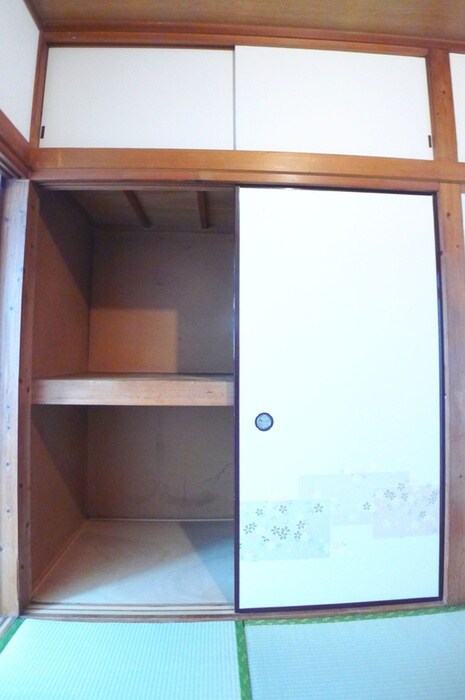 物件内観写真6　(収納)