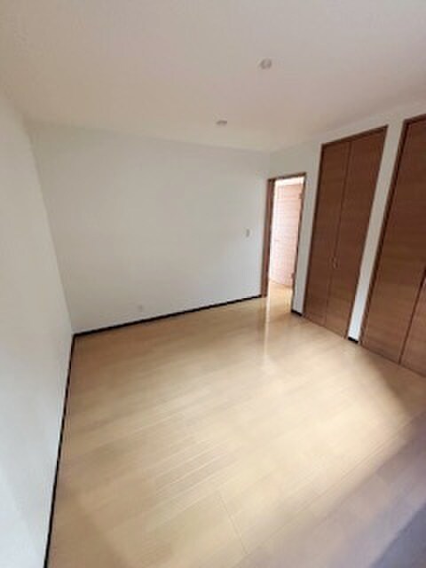 物件内観写真11　(居室)