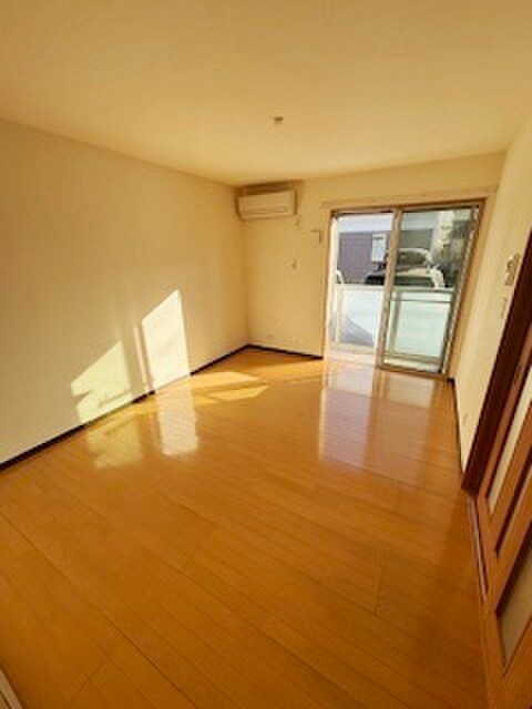 物件内観写真14　(居室)