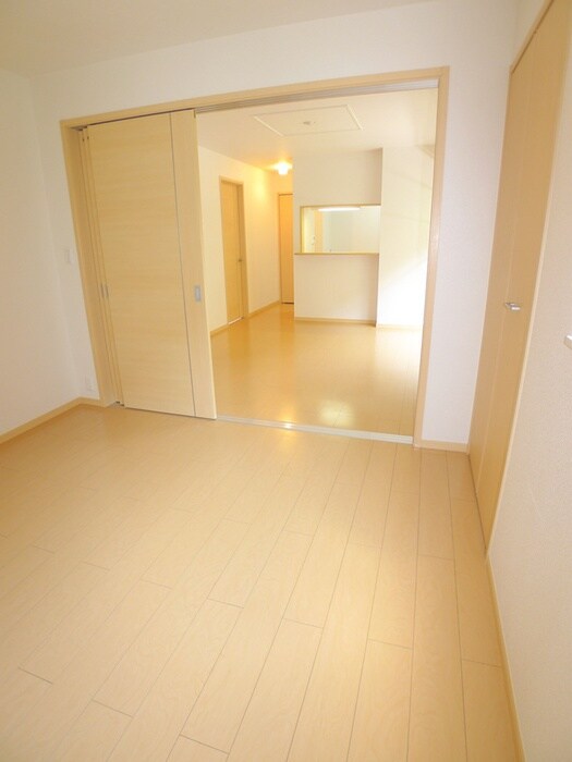 物件内観写真10　(居室)