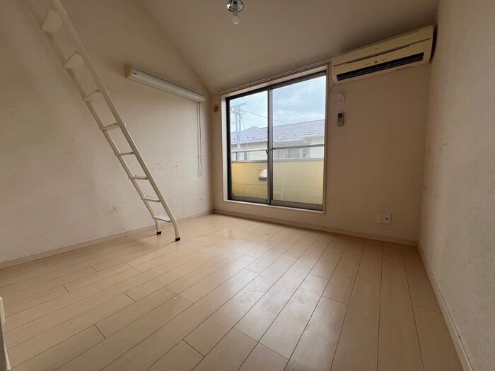 物件内観写真7　(居室)