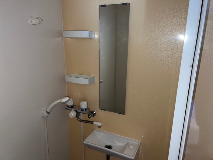 物件内観写真12　(洗面)