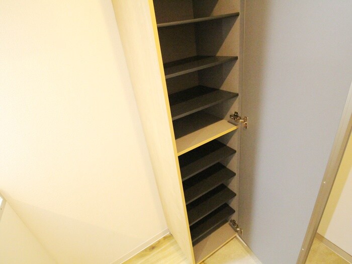 物件内観写真21　(靴箱)