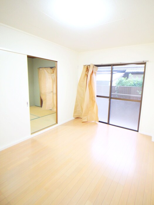 物件内観写真11　(居室)