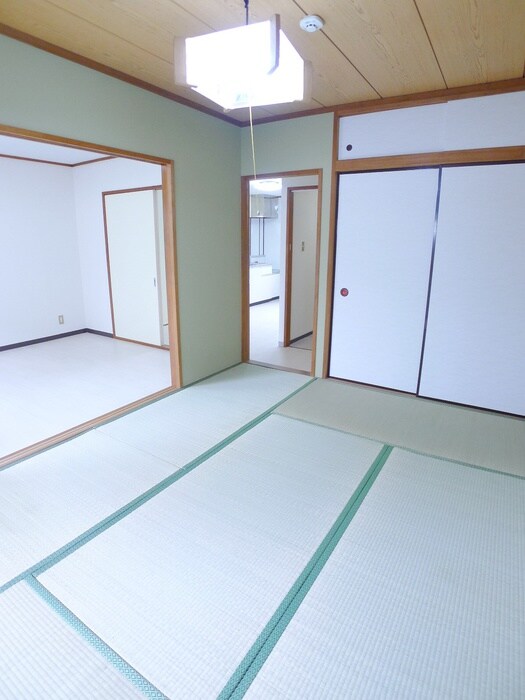 物件内観写真14　(居室)