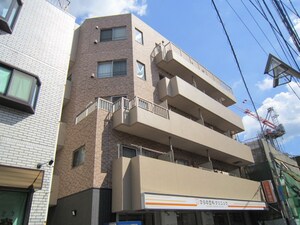 グラシアス武蔵新城外観写真
