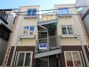 アルバ横須賀Ⅱ外観写真