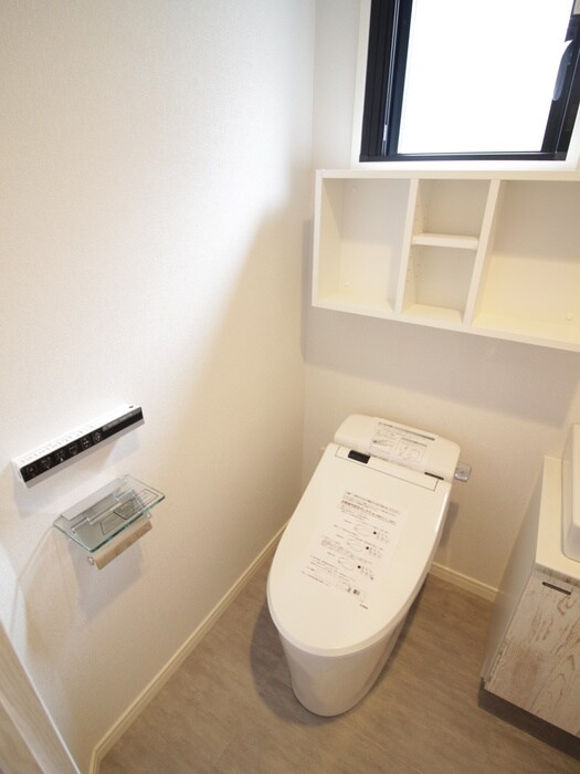 物件内観写真12　(トイレ)