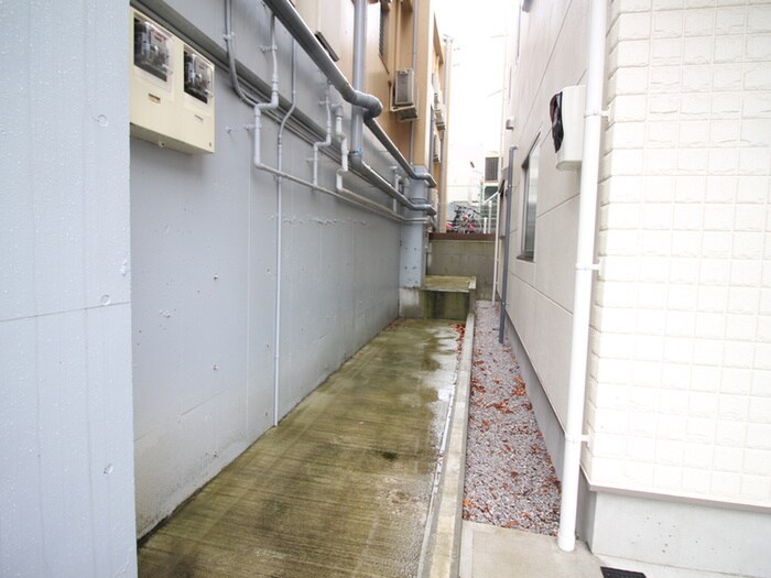 物件外観写真6　(建物設備)