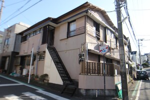青山アパ－ト外観写真