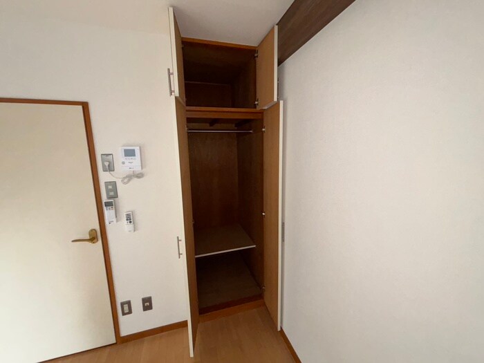 物件内観写真8　(収納)