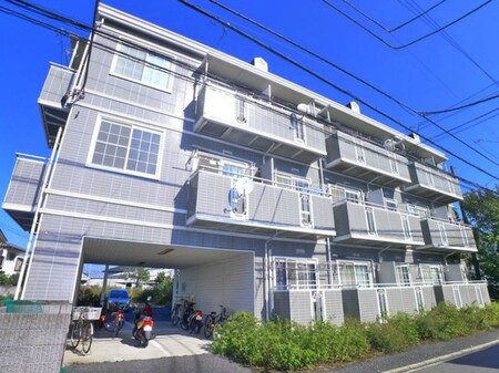 ウッドサイド市川外観写真