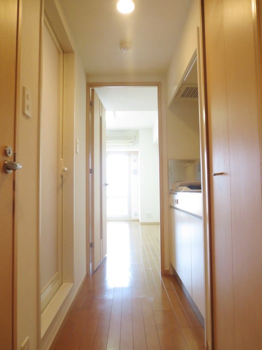 物件内観写真14　(廊下)