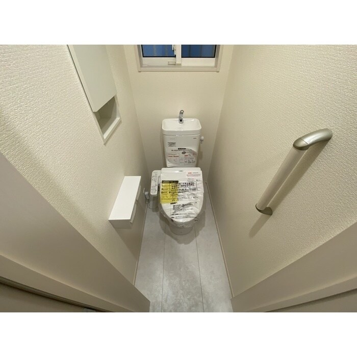 物件内観写真13　(トイレ)