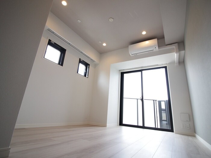 物件内観写真10　(居室)