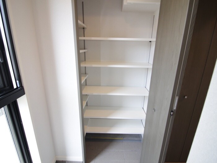 物件内観写真16　(靴箱)