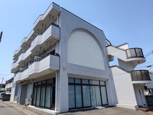 タウンハウスツジ外観写真