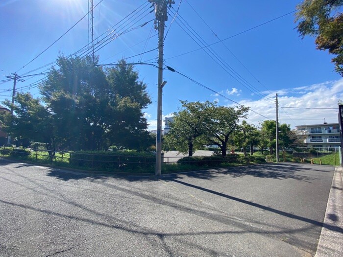 物件外観写真6　(周辺環境)