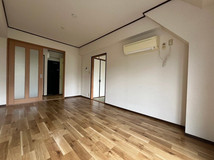 物件内観写真5　(居室)